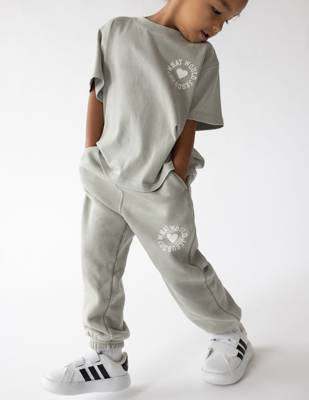 Elevated Faith WWJD Varsity Kids Tee - AVBL MRKT (5)