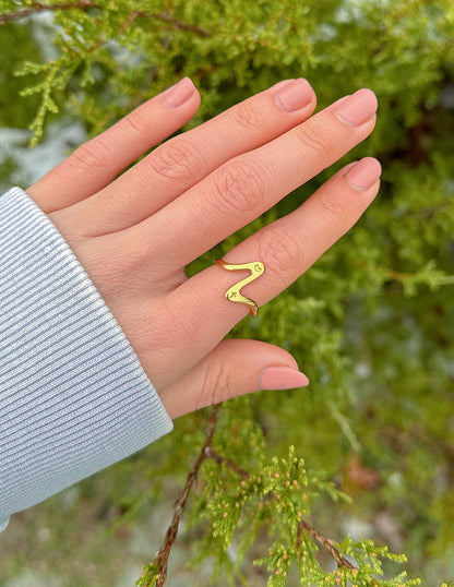 Elevated Faith Wavy Heart Ring - AVBL MRKT (4)