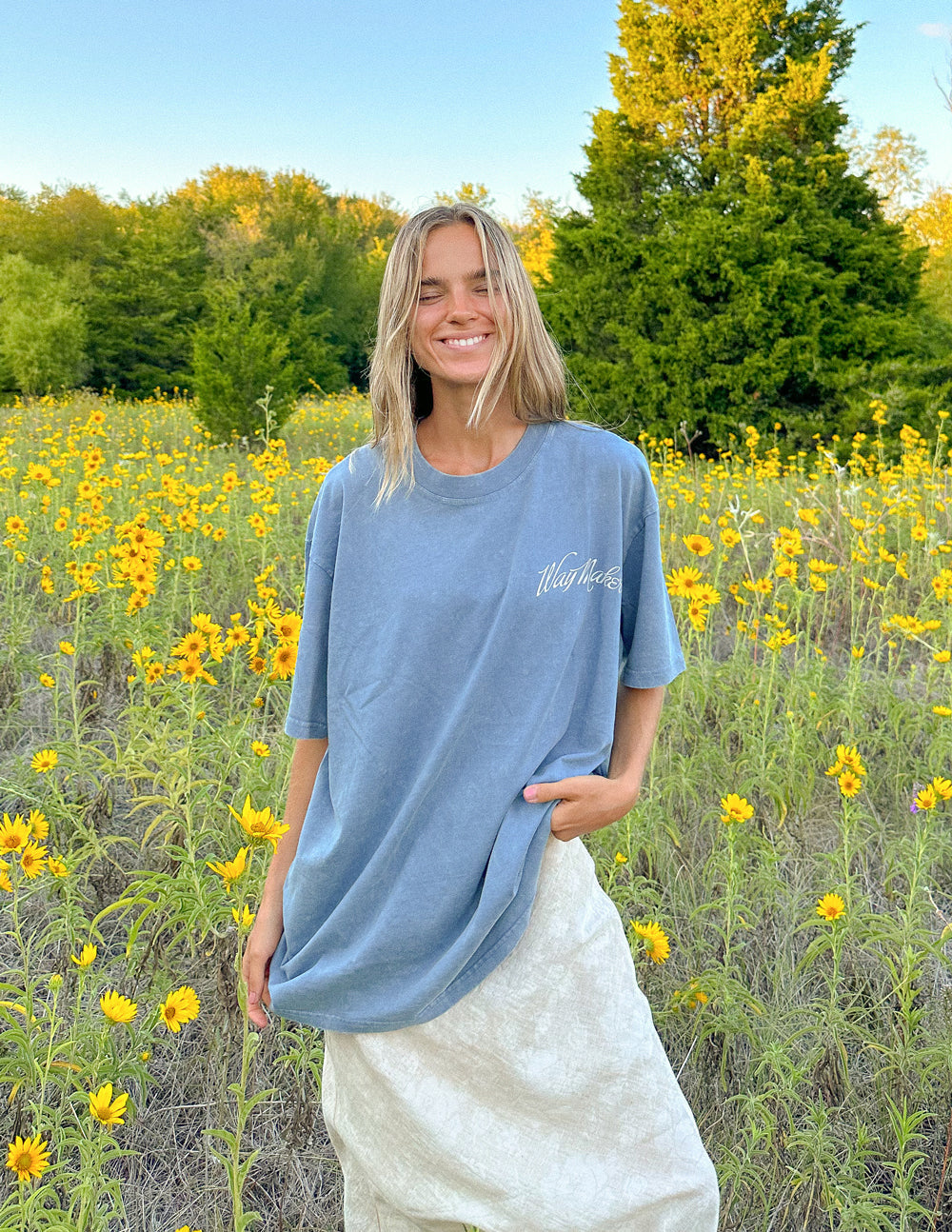 Elevated Faith Way Maker Unisex Tee - AVBL MRKT (6)