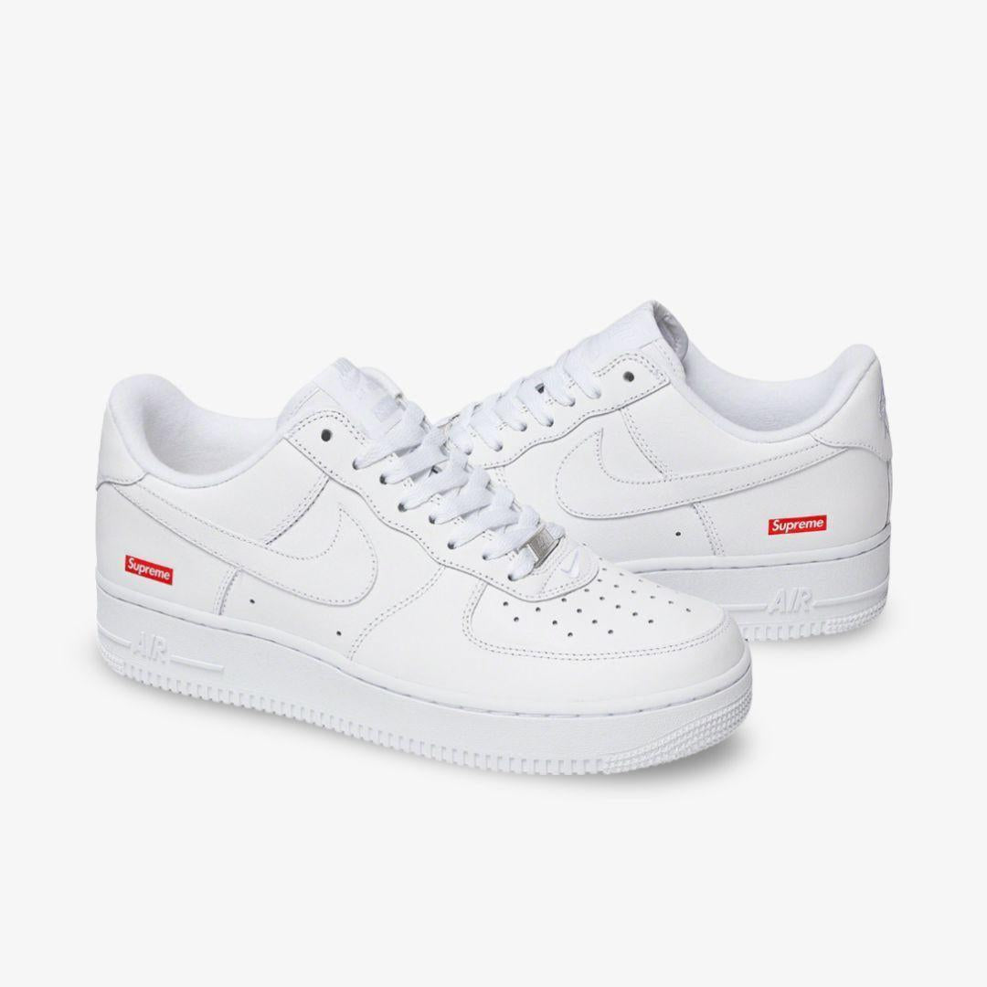 Nike Air Force 1 Low SP x Supreme 'Box Logo' White / Varsity Red [CU9225-100] Athletic Basketball Casual Fashion Sports Sneakers for Unisex Adult Mens - AVBL MRKT (1)