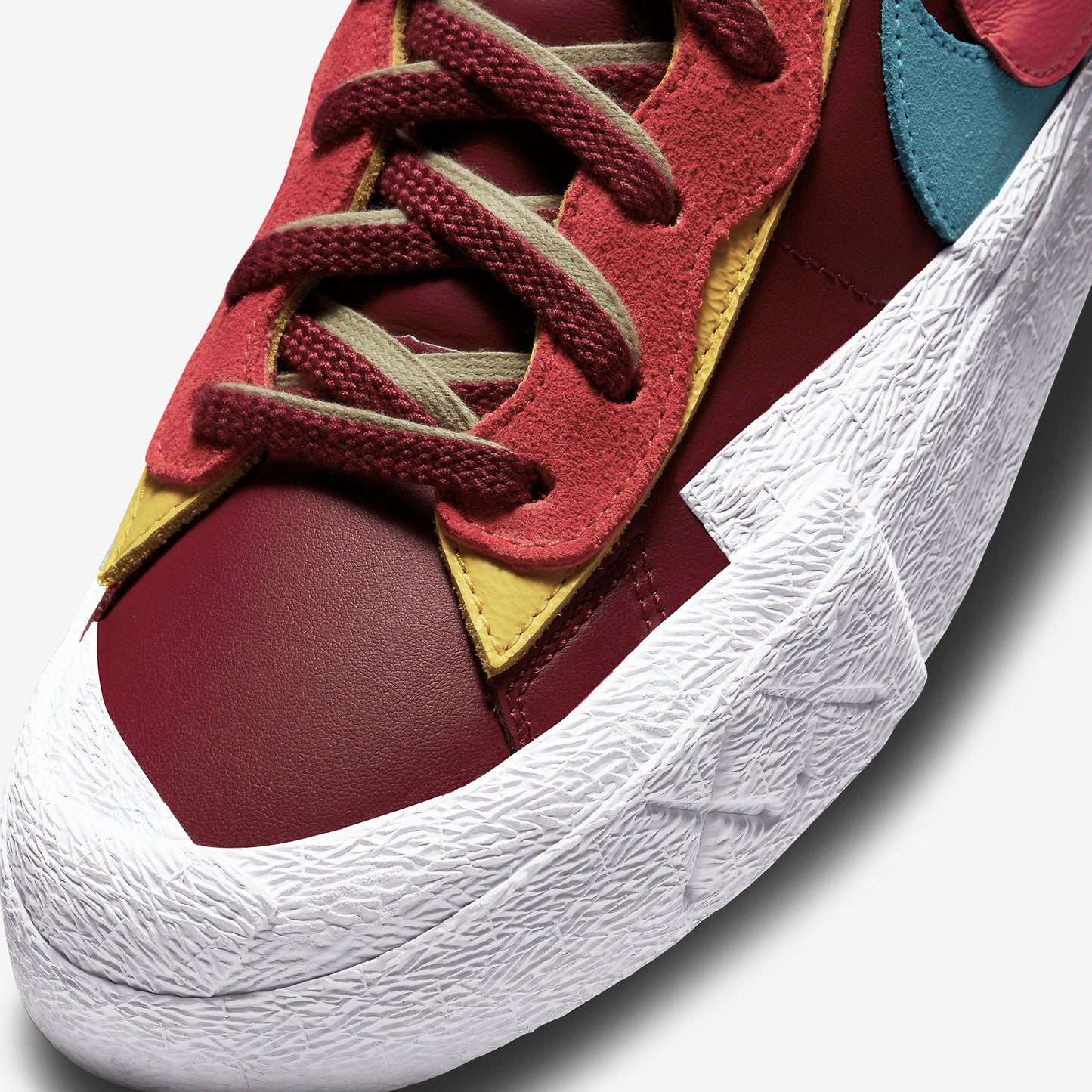 Nike Blazer Low x Sacai x KAWS 'Team Red' (2021) [DM7901-600] Athletic Basketball Skateboarding Sports Fashion Sneakers in Team Red / Hot Lava - White for Unisex Adult Mens - AVBL MRKT (7)