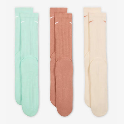 Nike Dri-FIT Everyday Plus Cushioned High Training Crew Socks (3 Pack) Multicolor [SX6888-971] Casual Fashion Cozy for Unisex Adult Mens Womens Kids GS Youth Hypebeast - AVBL MRKT (4)