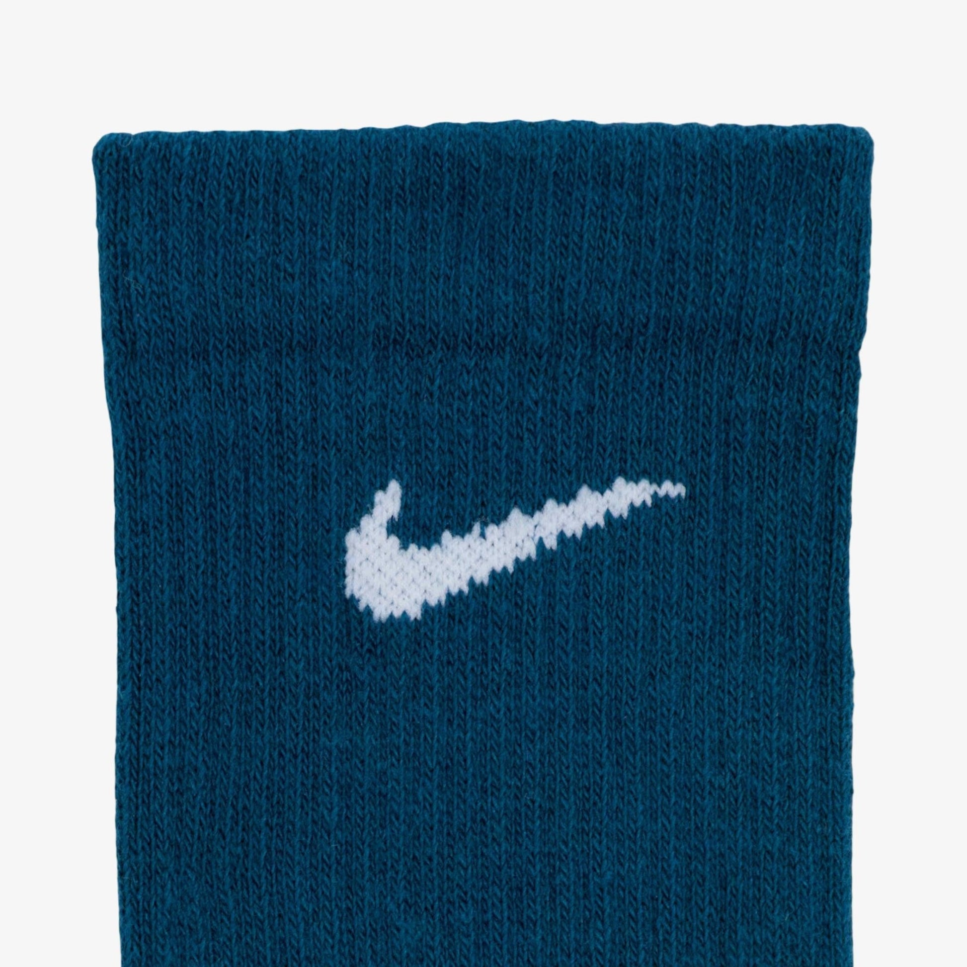 Nike Dri-FIT Everyday Plus Cushioned High Training Crew Socks (6 Pack) Multicolor [SX6897-970] Casual Fashion Cozy for Unisex Adult Mens Womens Kids GS Youth Hypebeast - AVBL MRKT (5)