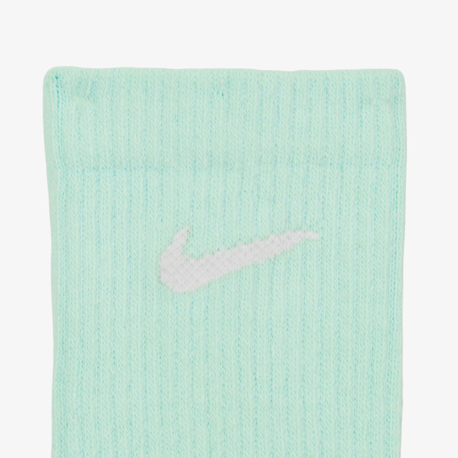 Nike Dri-FIT Everyday Plus Cushioned High Training Crew Socks (6 Pack) Multicolor [SX6897-971] Casual Fashion Cozy for Unisex Adult Mens Womens Kids GS Youth Hypebeast - AVBL MRKT (5)