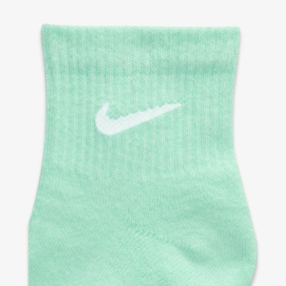Nike Dri-FIT Everyday Plus Cushioned Mid Training Quarter Ankle Socks (6 Pack) Multicolor [SX6899-971] Casual Fashion Cozy for Unisex Adult Mens Womens Kids GS Youth Hypebeast - AVBL MRKT (5)