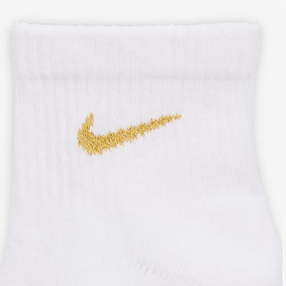 Nike Dri-FIT Everyday Plus Cushioned Mid Training Quarter Ankle Socks (6 Pack) White / Multicolor [SX6899-941] Casual Fashion Cozy for Unisex Adult Mens Womens Kids GS Youth Hypebeast - AVBL MRKT (5)