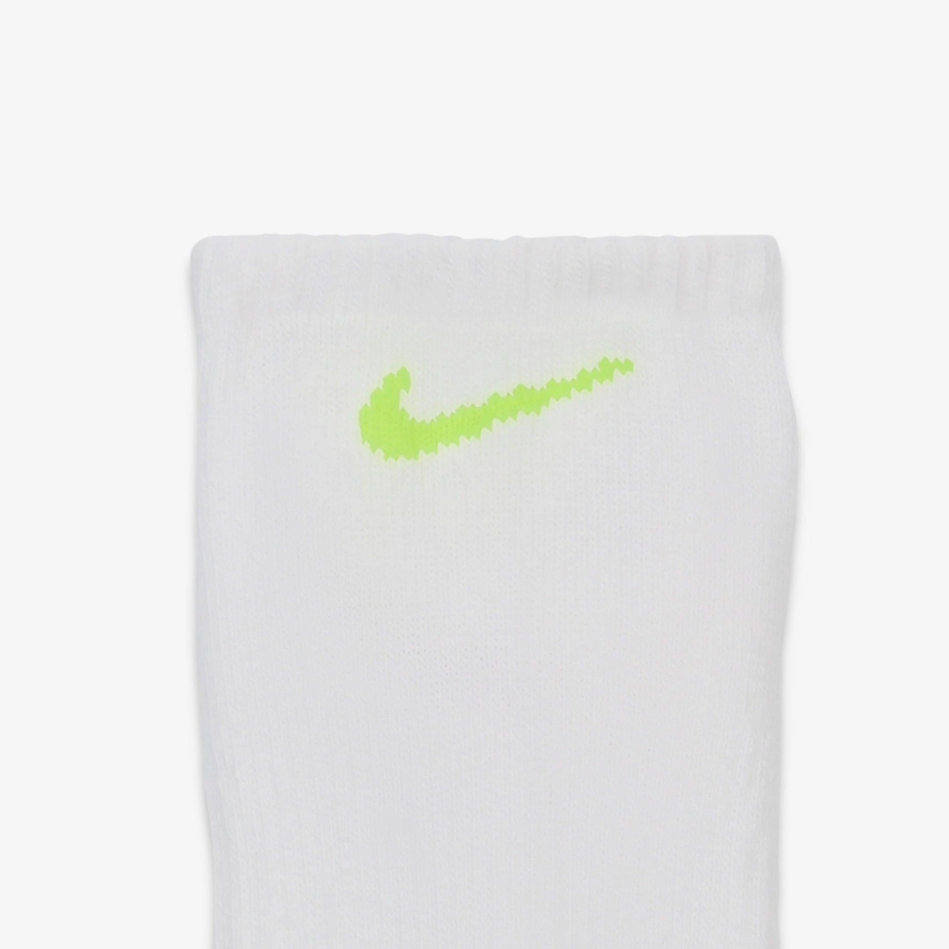 Nike Dri-FIT Everyday Plus Cushioned Training No-Show Socks (6 Pack) White / Multicolor [SX6898-968] Casual Fashion Cozy for Unisex Adult Mens Womens Kids GS Youth Hypebeast - AVBL MRKT (5)