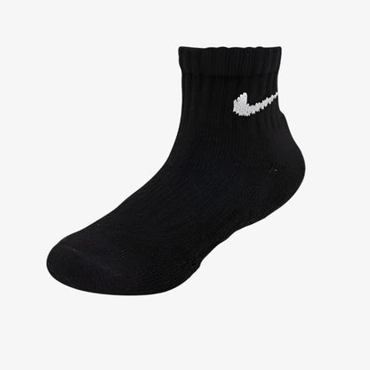 Nike Dri-Fit Cushioned Mid Training Quarter Ankle Socks (6 Pack) Black (Little Kids) [UN0018-023] Casual Fashion Cozy for Unisex GS Youth Toddler Infant Hypebeast - AVBL MRKT (4)