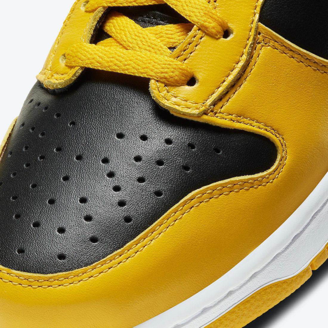 Nike Dunk High SP 'Varsity Maize' (2020) [CZ8149-002] Athletic Basketball Skateboarding Sports Sneakers in Black / Varsity Maize - White for Unisex Adult Mens - AVBL MRKT (7)