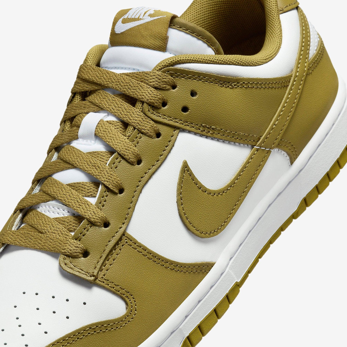 Nike Dunk Low Retro 'Pacific Moss' (2024) - AVBL MRKT (6)