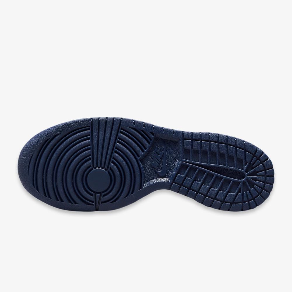 Nike Dunk Low x NBA '75th Anniversary Brooklyn Nets' (2021) (GS) [DO6288-001] Athletic Basketball Skateboarding Sports Sneakers in Grey Fog / Blue Void - White for Unisex Youth Kids Junior Boys Girls - AVBL MRKT (9)