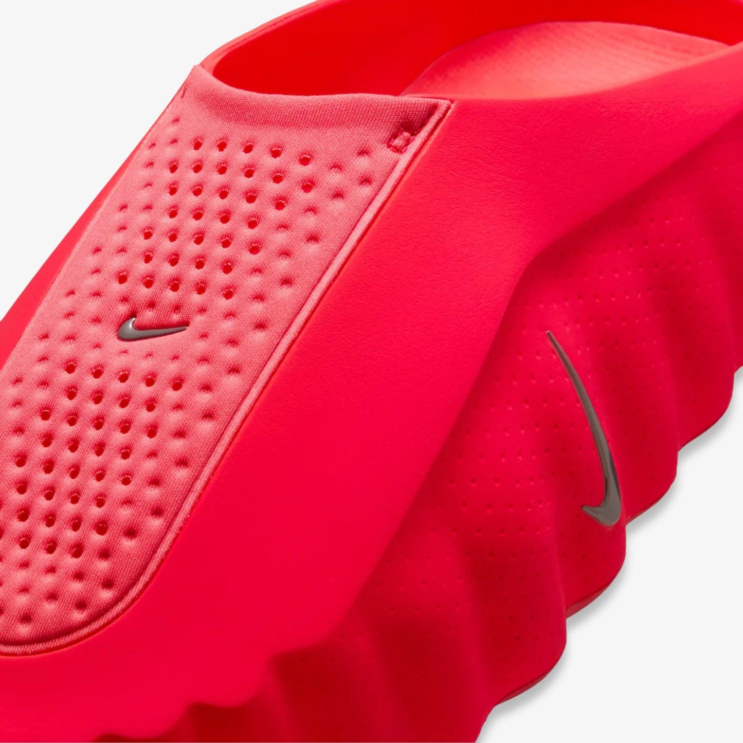 Nike Mind 001 Pregame Mule 'Solar Red / Hyper Crimson - Black - Chrome' (2026) [HQ4307-600] Athletic Casual Fashion Slides Sandals for Unisex Adult Mens - AVBL MRKT (6)