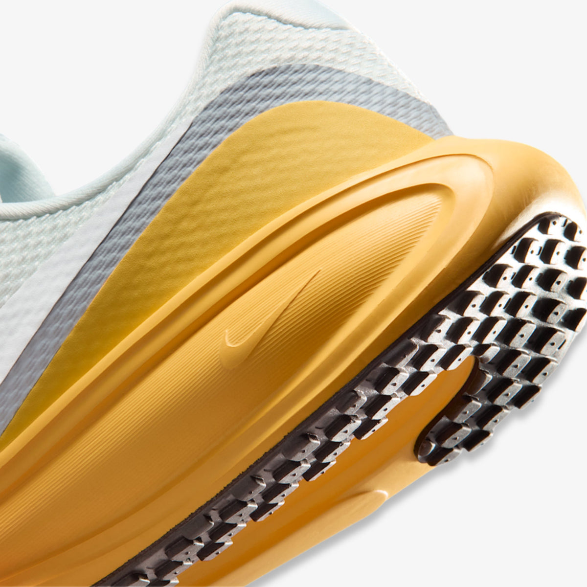 Nike Revolution 8 'Grey Topaz Gold' (2025) - AVBL MRKT (7)