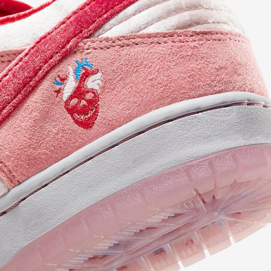 Nike SB Dunk Low Pro QS x StrangeLove Skateboards 'Valentine's Day' (2020) - AVBL MRKT (7)