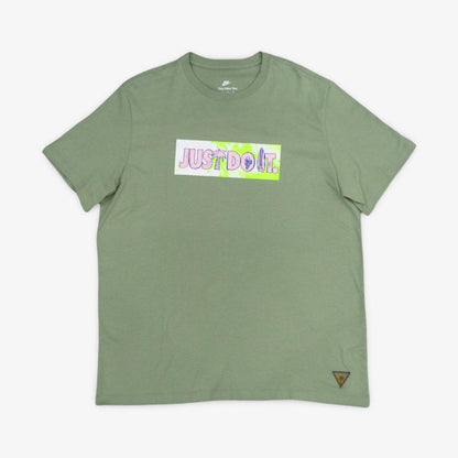 Nike T-Shirt 'Just Do It / Beach Party' Green - AVBL MRKT (1)