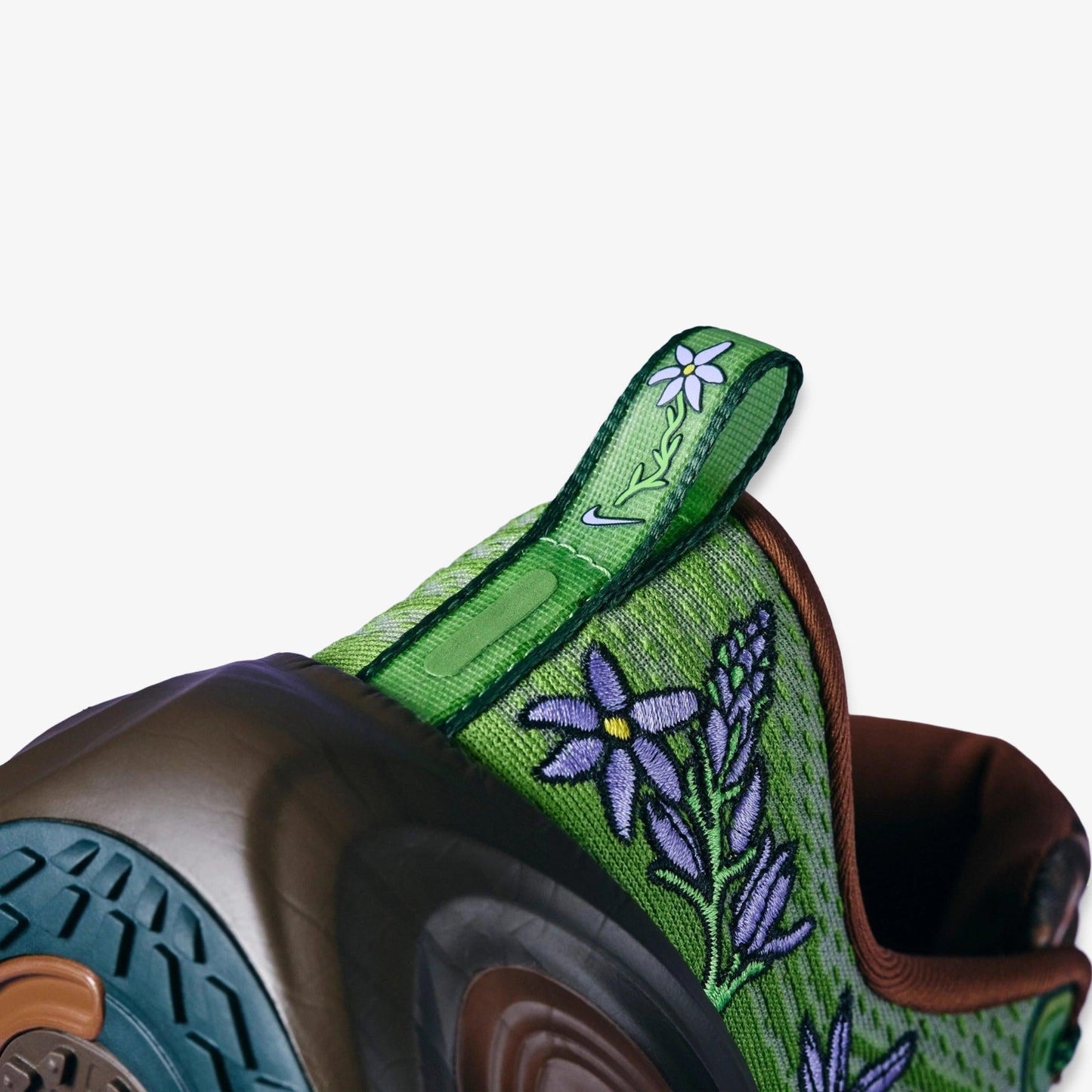 Nike Vomero Plus DB x Molly Bell 'Doernbecher' (2026) (Womens) [IO7687-921] Athletic Casual Fashion Running Sports Sneakers in for Unisex Adult Female Ladies Girls WMNS - AVBL MRKT (12)