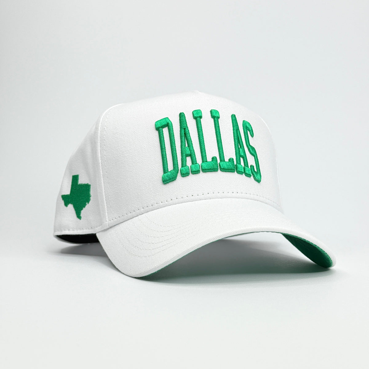 Prestige Collection DALLAS SNAPBACK - WHITE/GREEN EDITION (LIMITED) - AVBL MRKT (1)