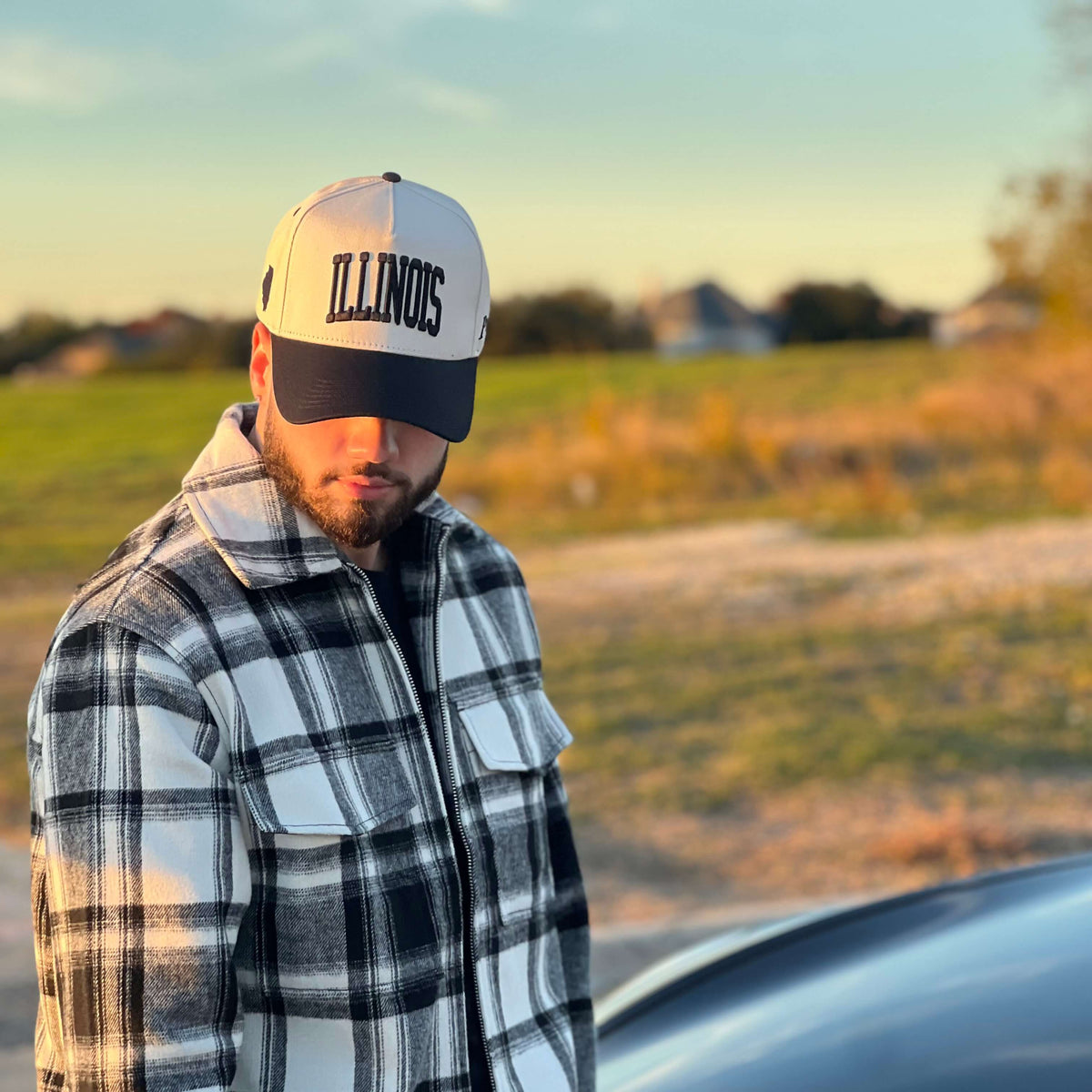 Prestige Collection ILLINOIS SNAPBACK - OFF WHITE EDITION - AVBL MRKT (7)