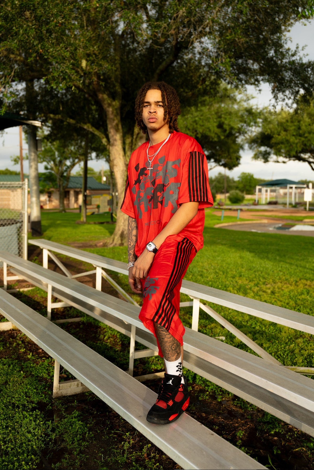 ProjectCapri CAPRI 88 RUNNING MAN JERSEY - AVBL MRKT (4)
