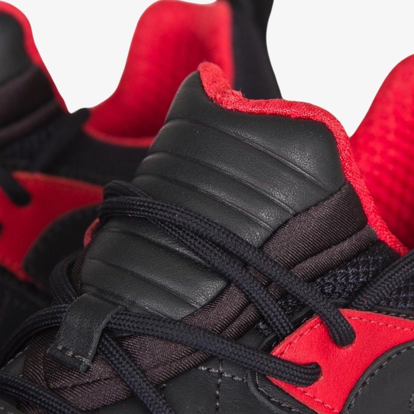 Puma x Kith x Ronnie Fieg x Highsnobiety Blaze Of Glory 'A Tale of Two Cities' (2015) [360322-01] Athletic Casual Fashion Running Sports Sneakers in Black / Red / White for Unisex Adult Mens - AVBL MRKT (7)