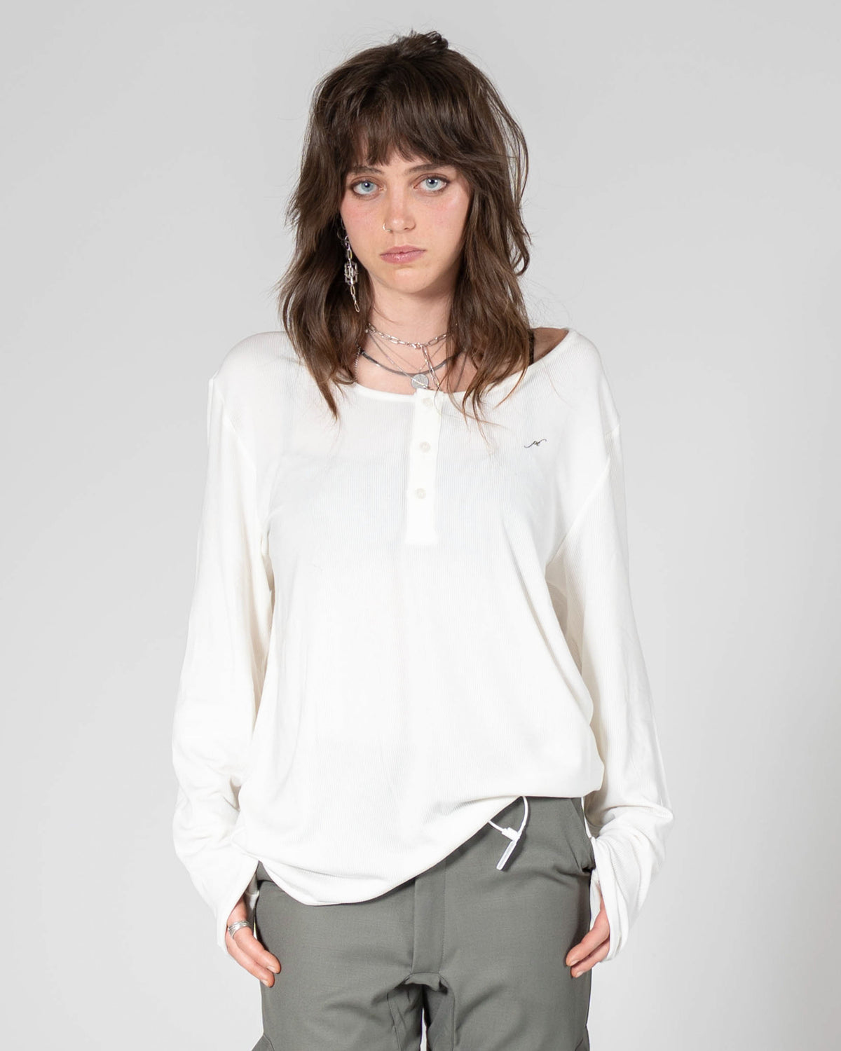 Puppet-Theater Delicate Wide Neck Henley - AVBL MRKT (4)