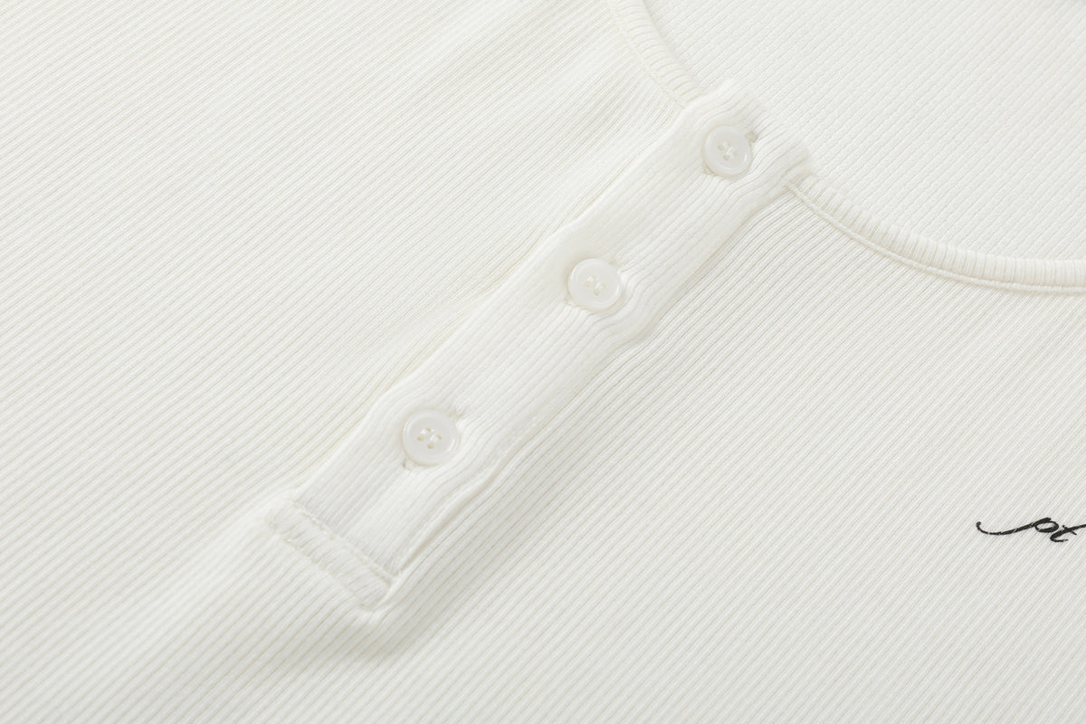 Puppet-Theater Delicate Wide Neck Henley - AVBL MRKT (9)