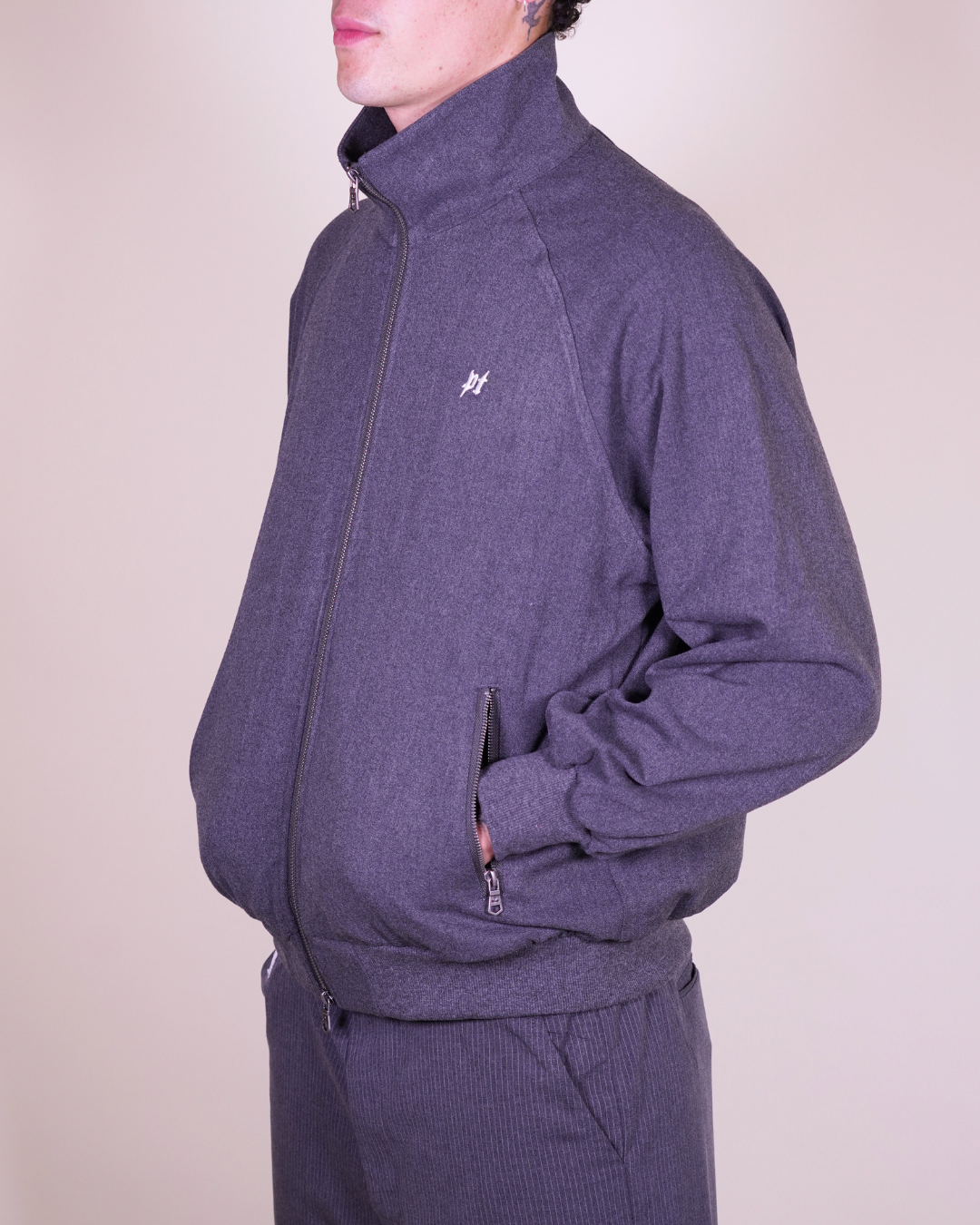 Puppet-Theater Posh Full Zip - AVBL MRKT (8)