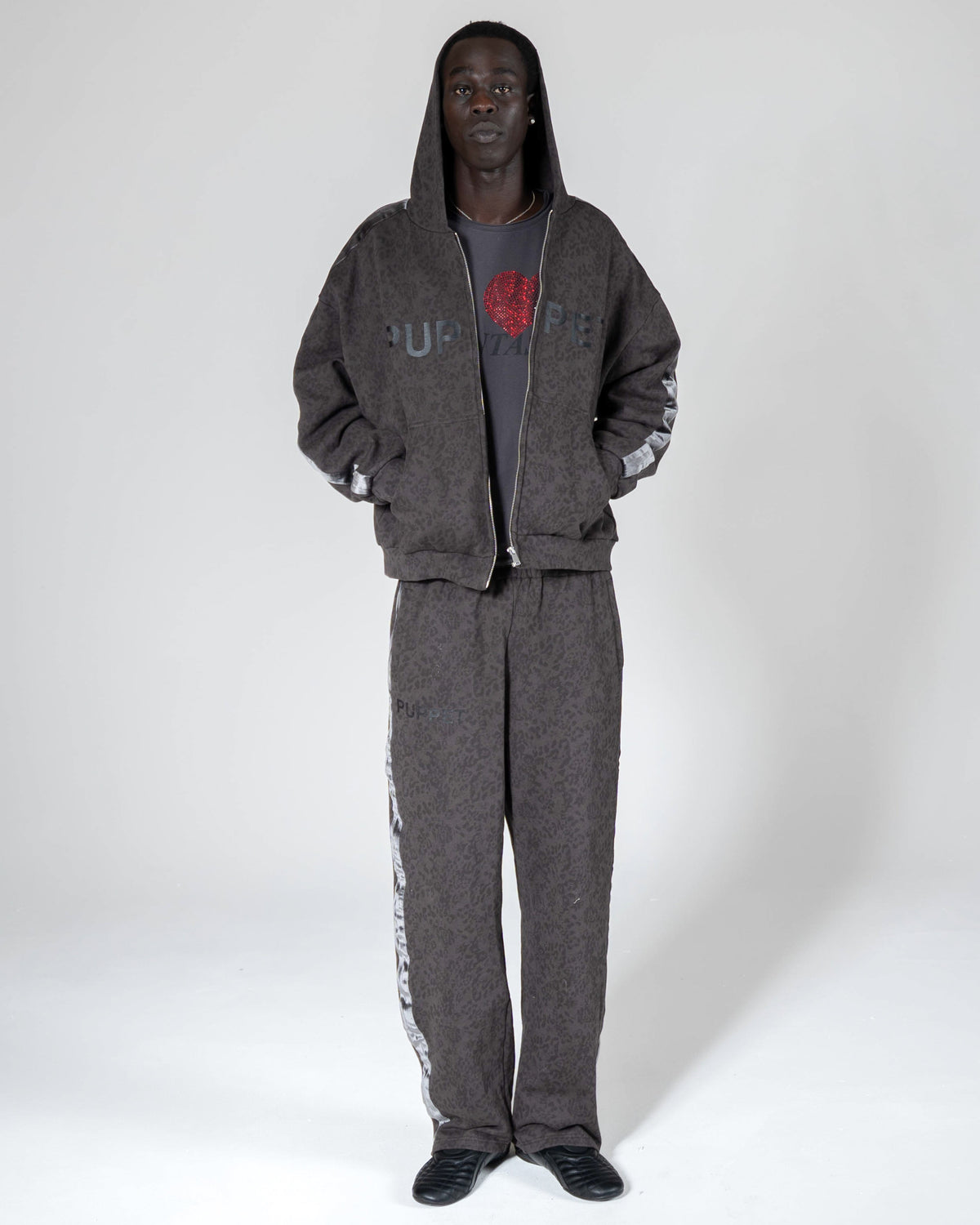 Puppet-Theater Punk Wash Sweatpants - AVBL MRKT (5)
