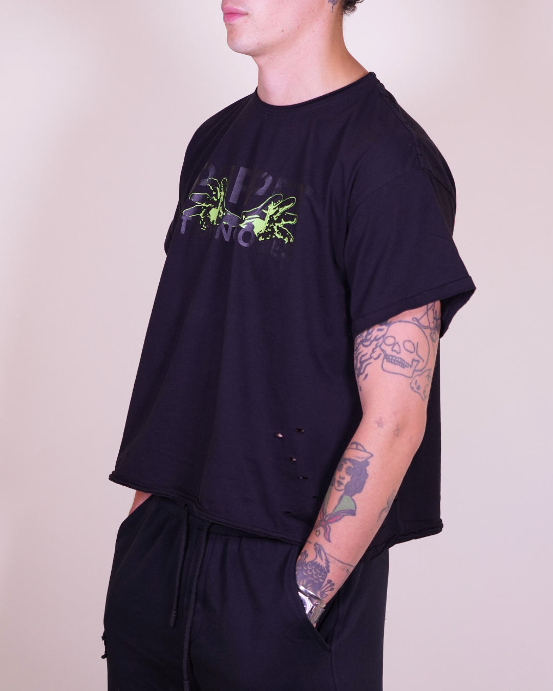 Puppet-Theater Puppet Technologies Punk Tee - AVBL MRKT (8)