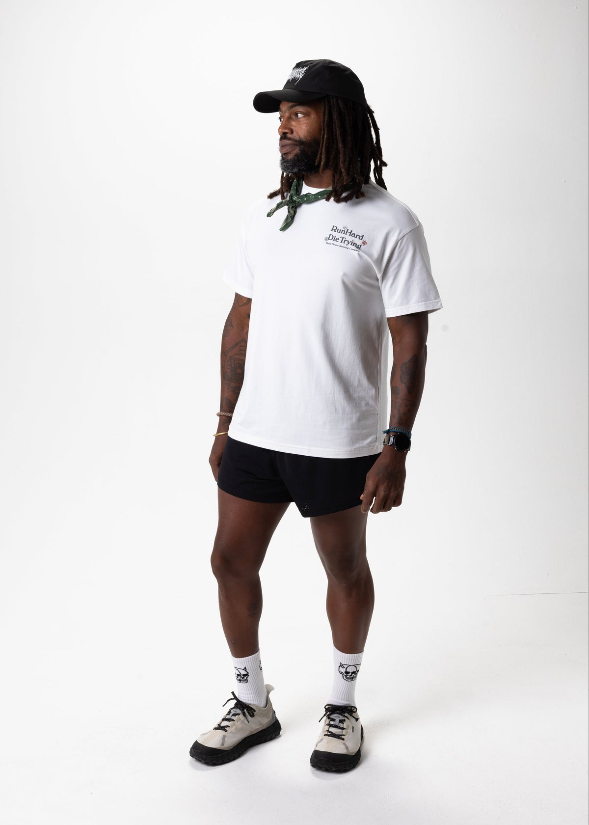 Skull House Running Company RUN HARD TEE, UNISEX - WHITE - AVBL MRKT (4)