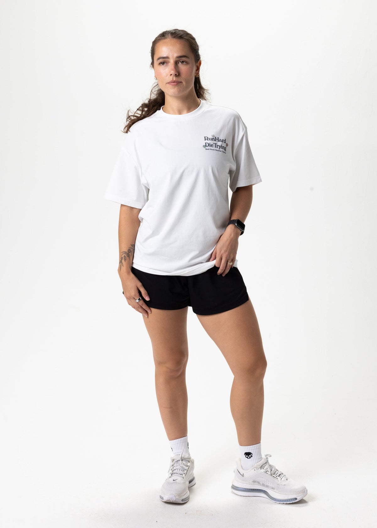 Skull House Running Company RUN HARD TEE, UNISEX - WHITE - AVBL MRKT (6)