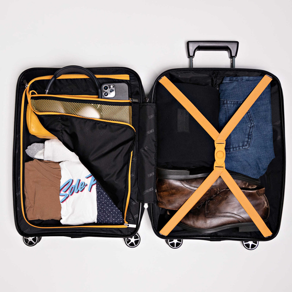 Sole Premise 28-inch Black Hardcase Roller Luggage - AVBL MRKT (3)