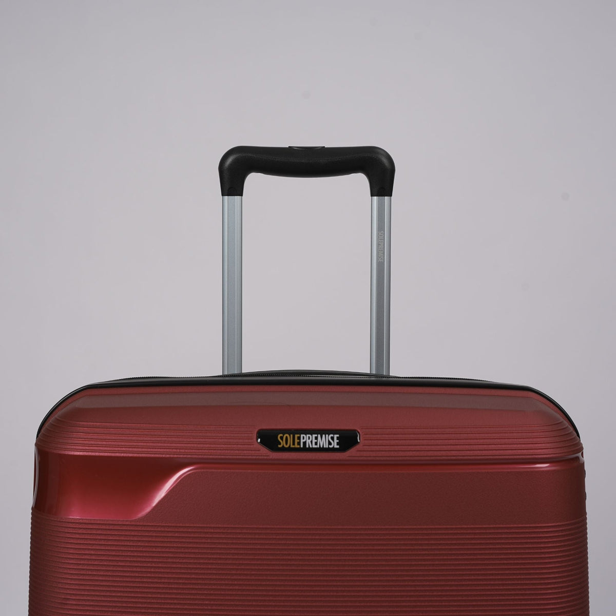 Sole Premise 28-inch Red Hardcase Roller Luggage - AVBL MRKT (7)