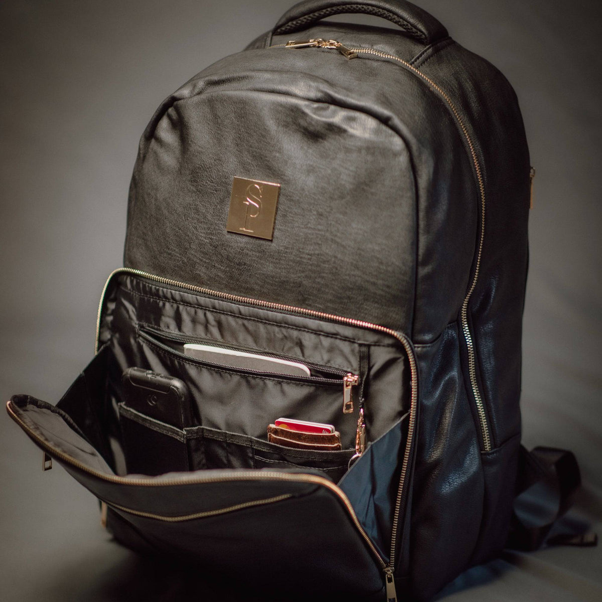 Sole Premise Black Leather Daily Commuter Bag XL - AVBL MRKT (5)