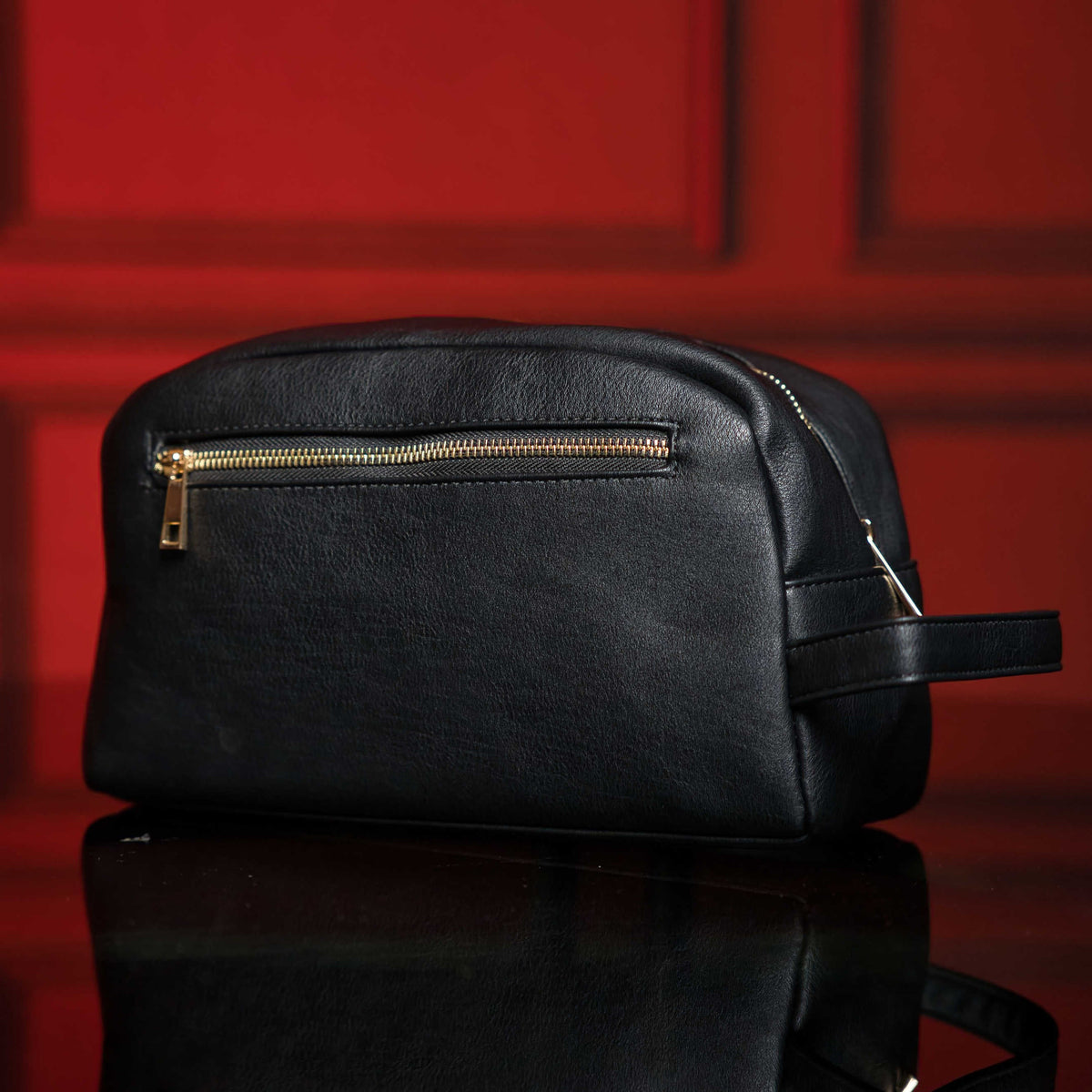 Sole Premise Black Leather Toiletry Bag - AVBL MRKT (2)