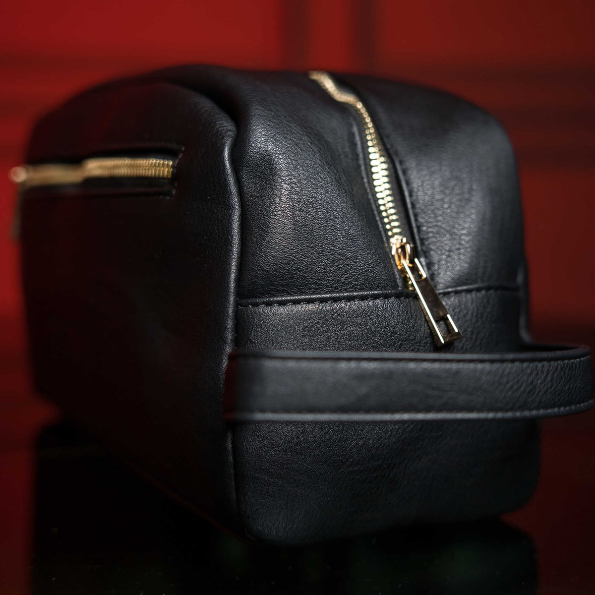 Sole Premise Black Leather Toiletry Bag - AVBL MRKT (3)
