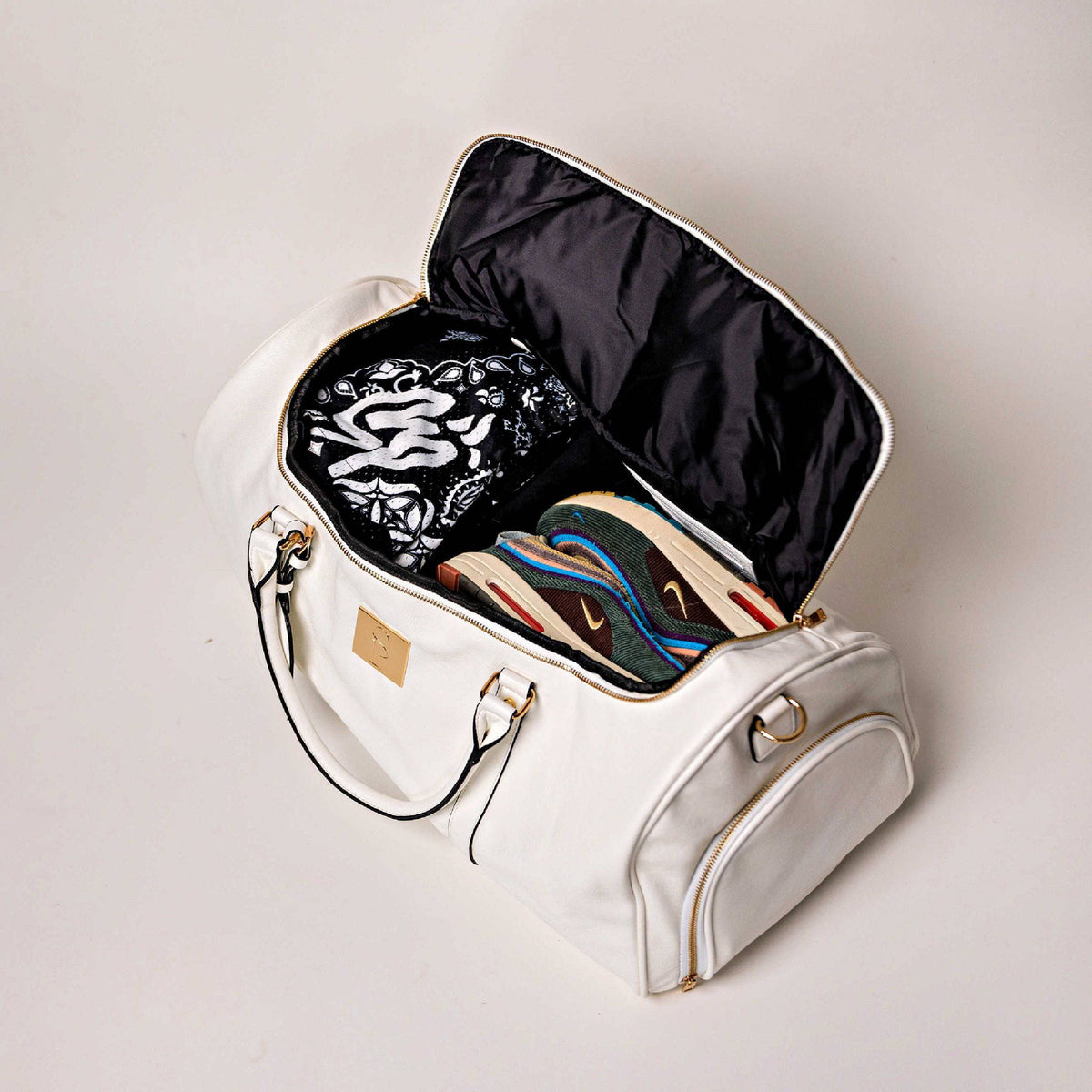 Sole Premise White Leather Weekender Duffle Bag - AVBL MRKT (4)