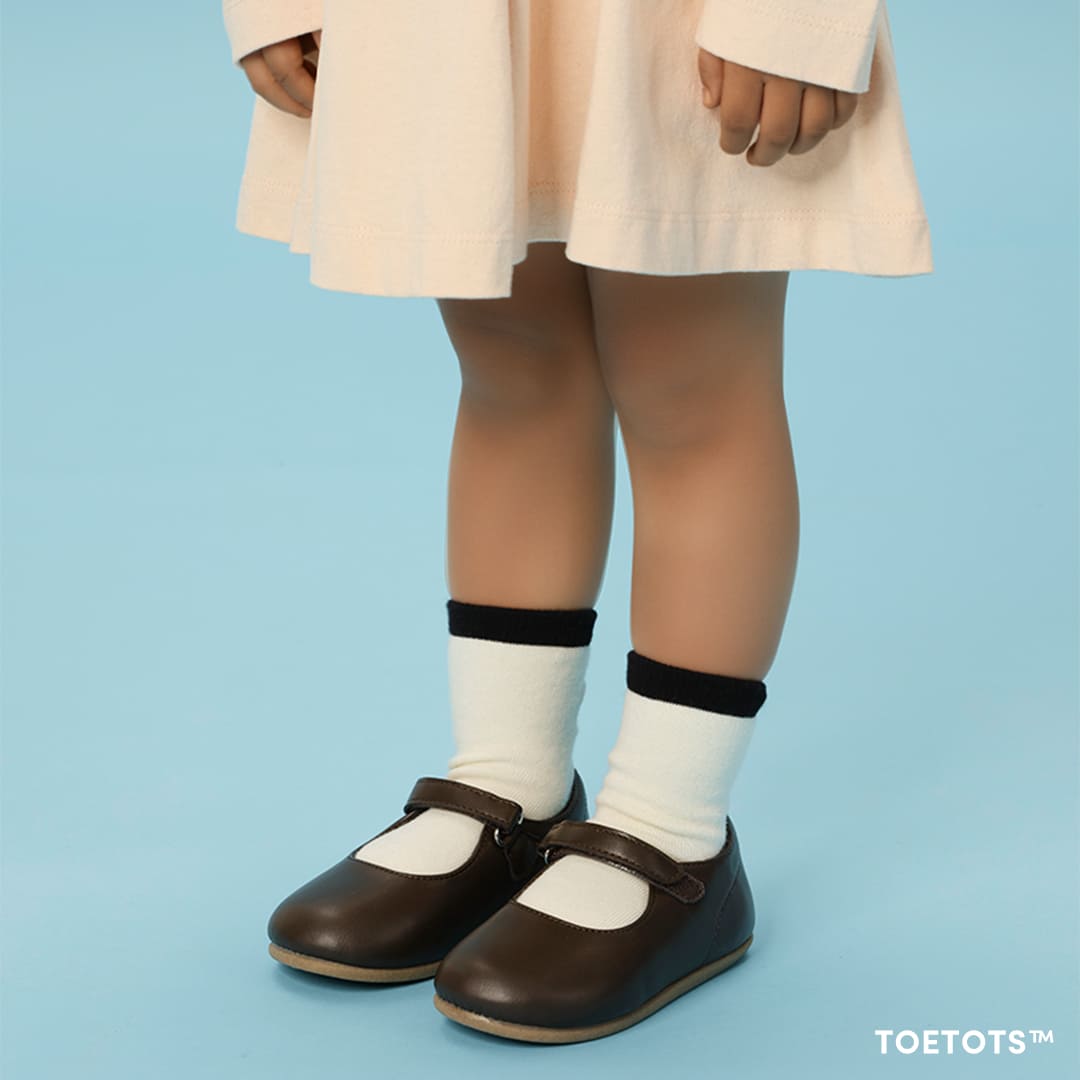 TOETOTS Gracelet - Leather Mary Jane - AVBL MRKT (2)