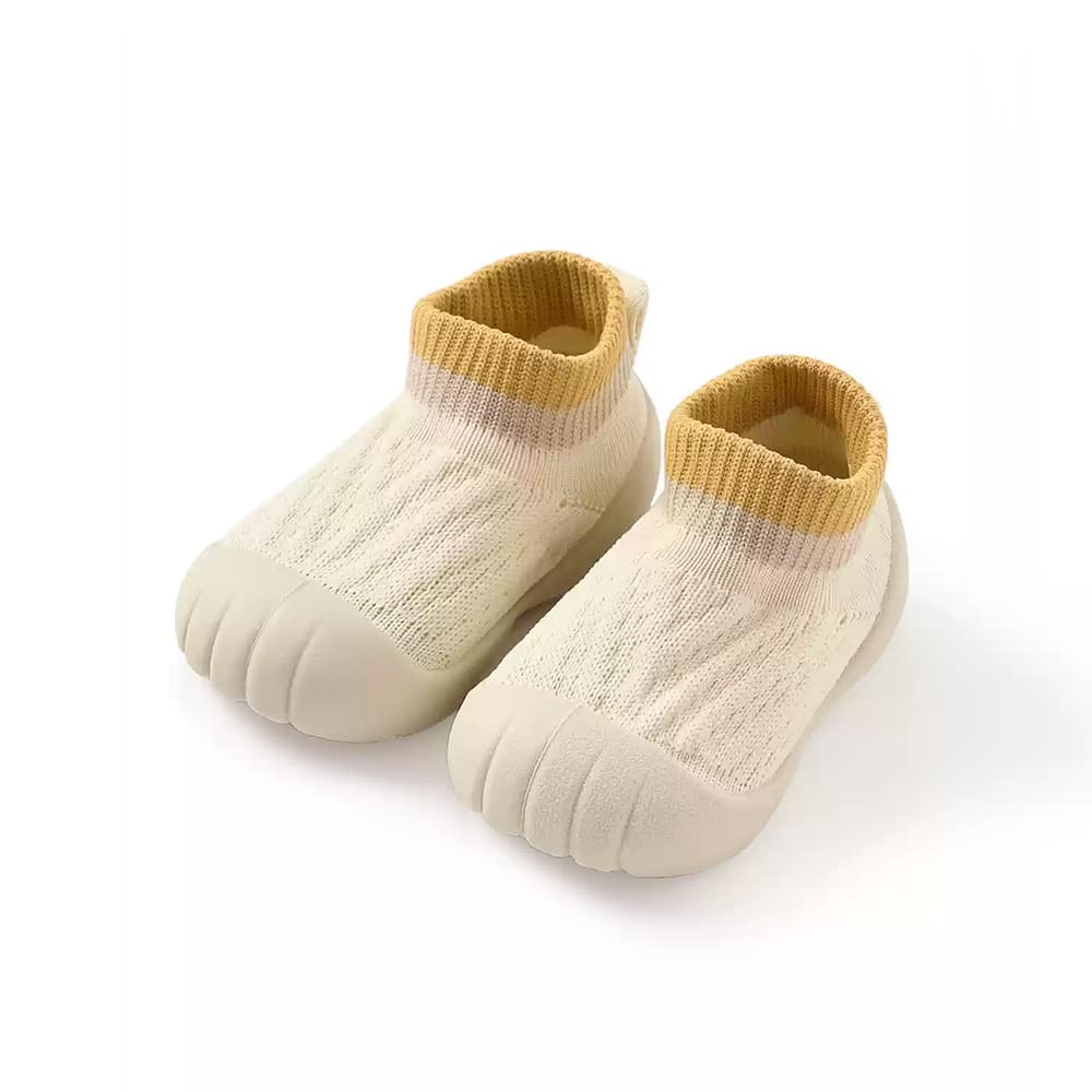 TOETOTS Ollie - Toddlers Non-slip Sock-Shoes - AVBL MRKT (3)