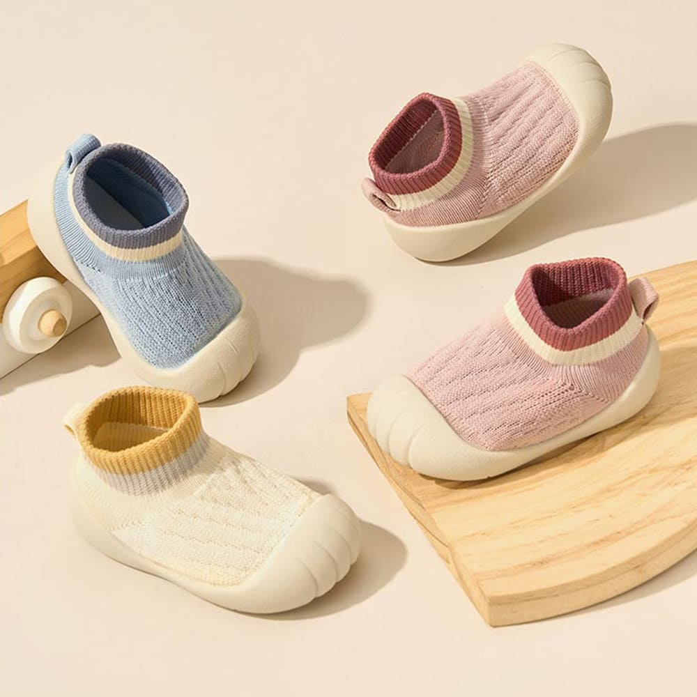 TOETOTS Ollie - Toddlers Non-slip Sock-Shoes - AVBL MRKT (5)