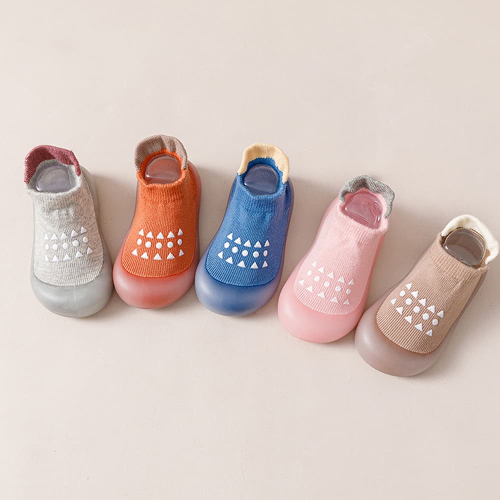 TOETOTS ShapeHop - Toddlers Non-slip Sock-Shoes - AVBL MRKT (1)