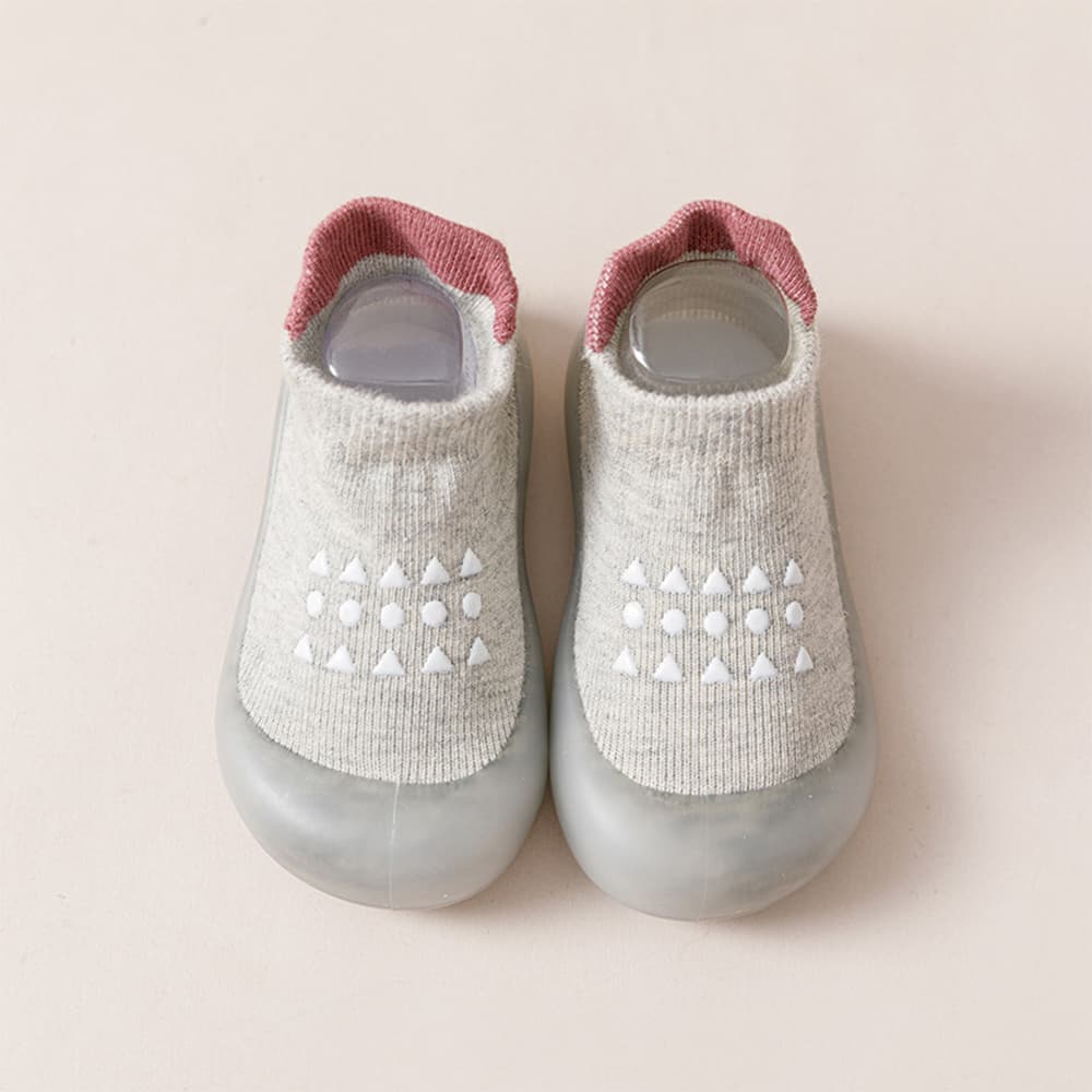 TOETOTS ShapeHop - Toddlers Non-slip Sock-Shoes - AVBL MRKT (2)