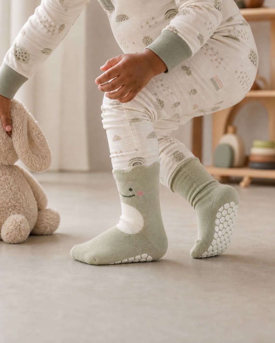 TOETOTS SoftNest – Toddler Grip Socks - AVBL MRKT (10)