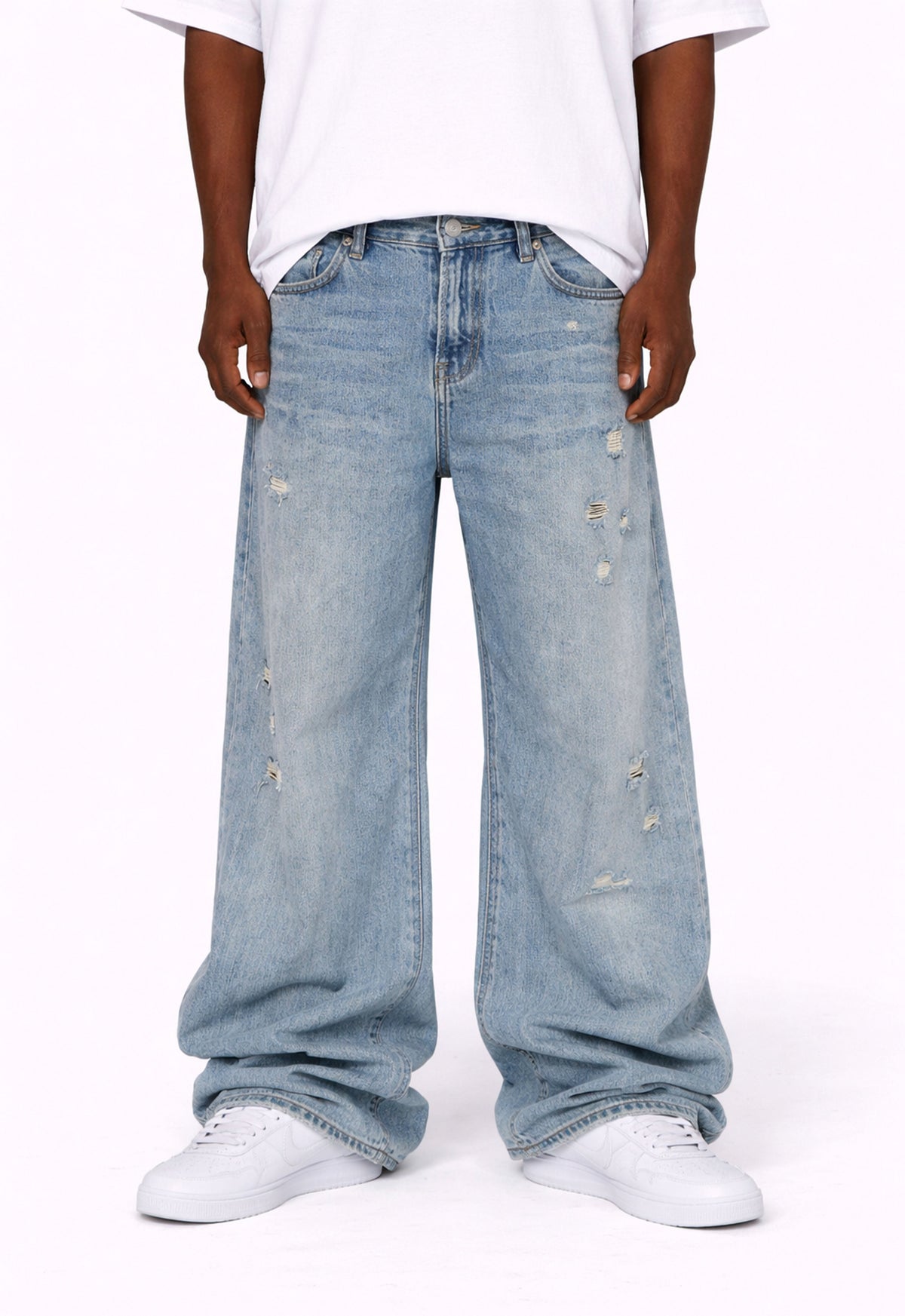 UNDEVELOPED CLASIC LIGHT WASH DENIM - AVBL MRKT (2)