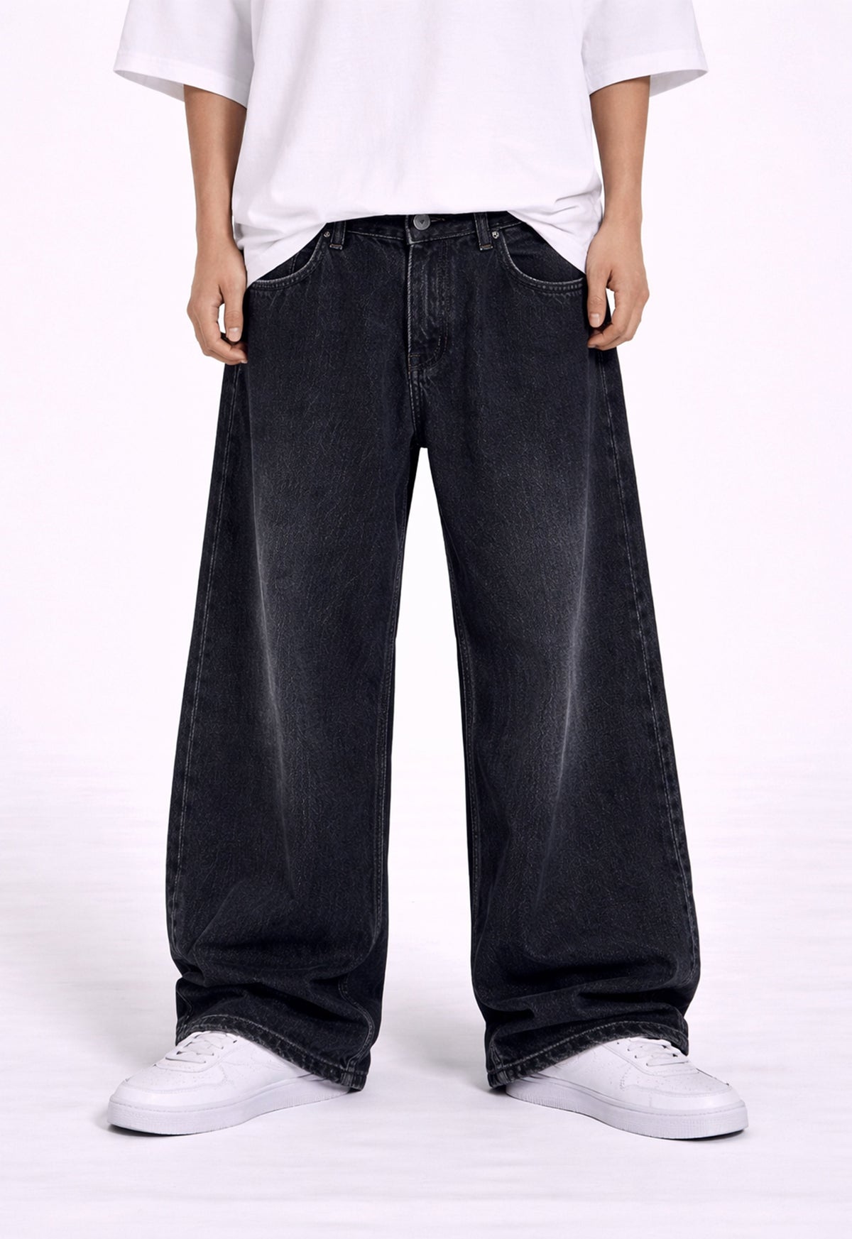 UNDEVELOPED DARK JUMBO DENIM - AVBL MRKT (2)