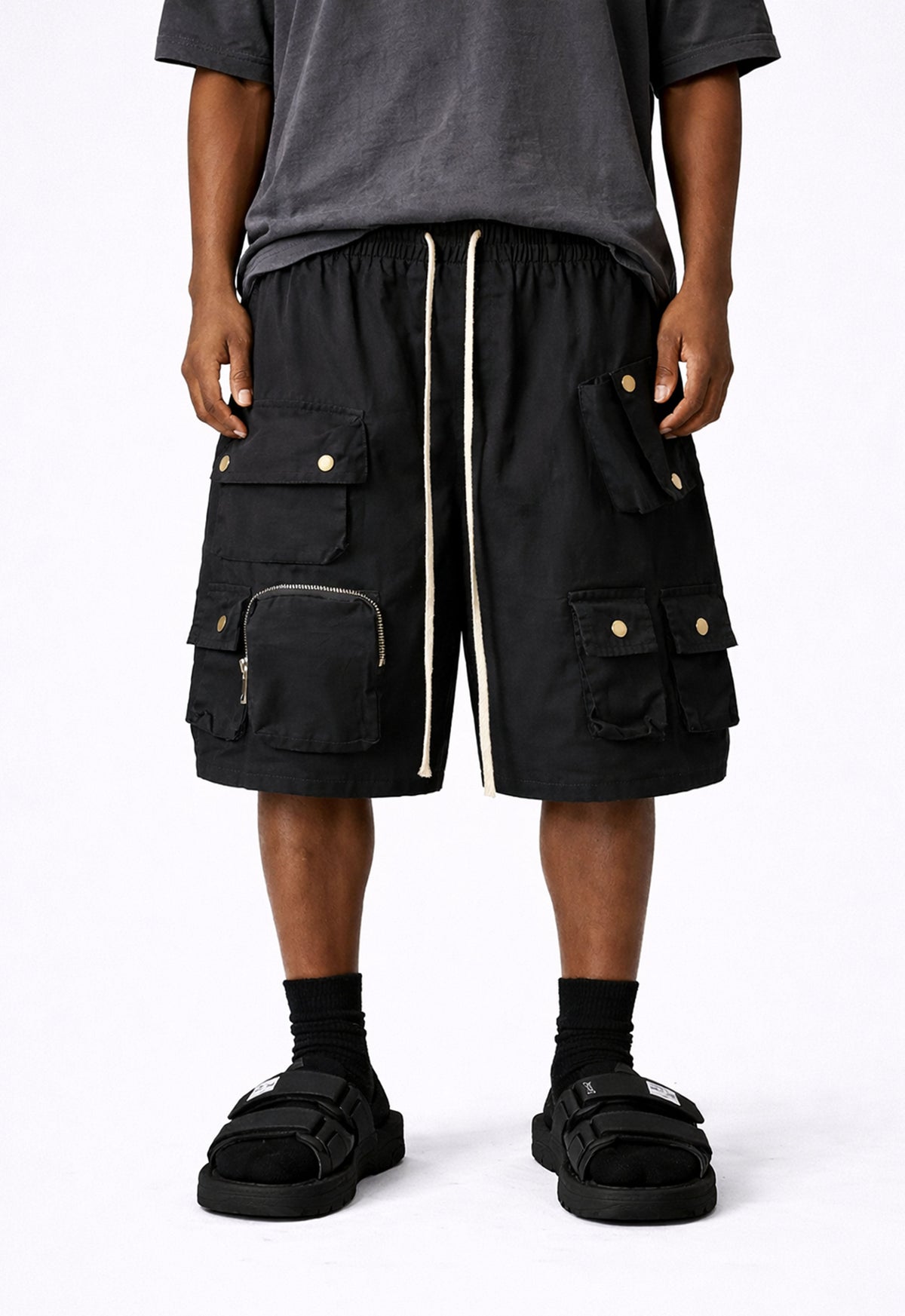 UNDEVELOPED NOIR MULTI CARGO SHORTS - AVBL MRKT (2)