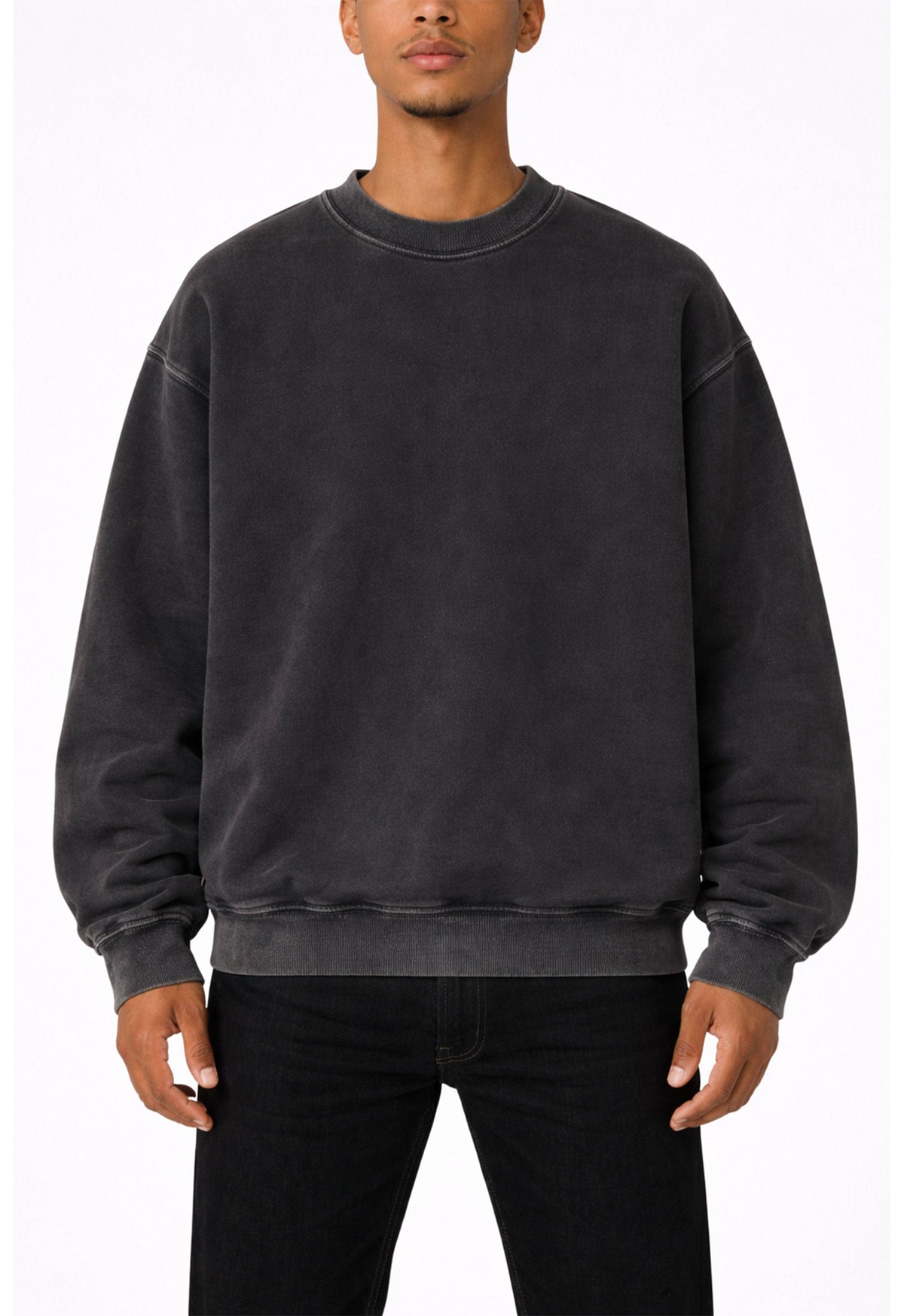 UNDEVELOPED NOIR VINTAGE CREWNECK - AVBL MRKT (2)