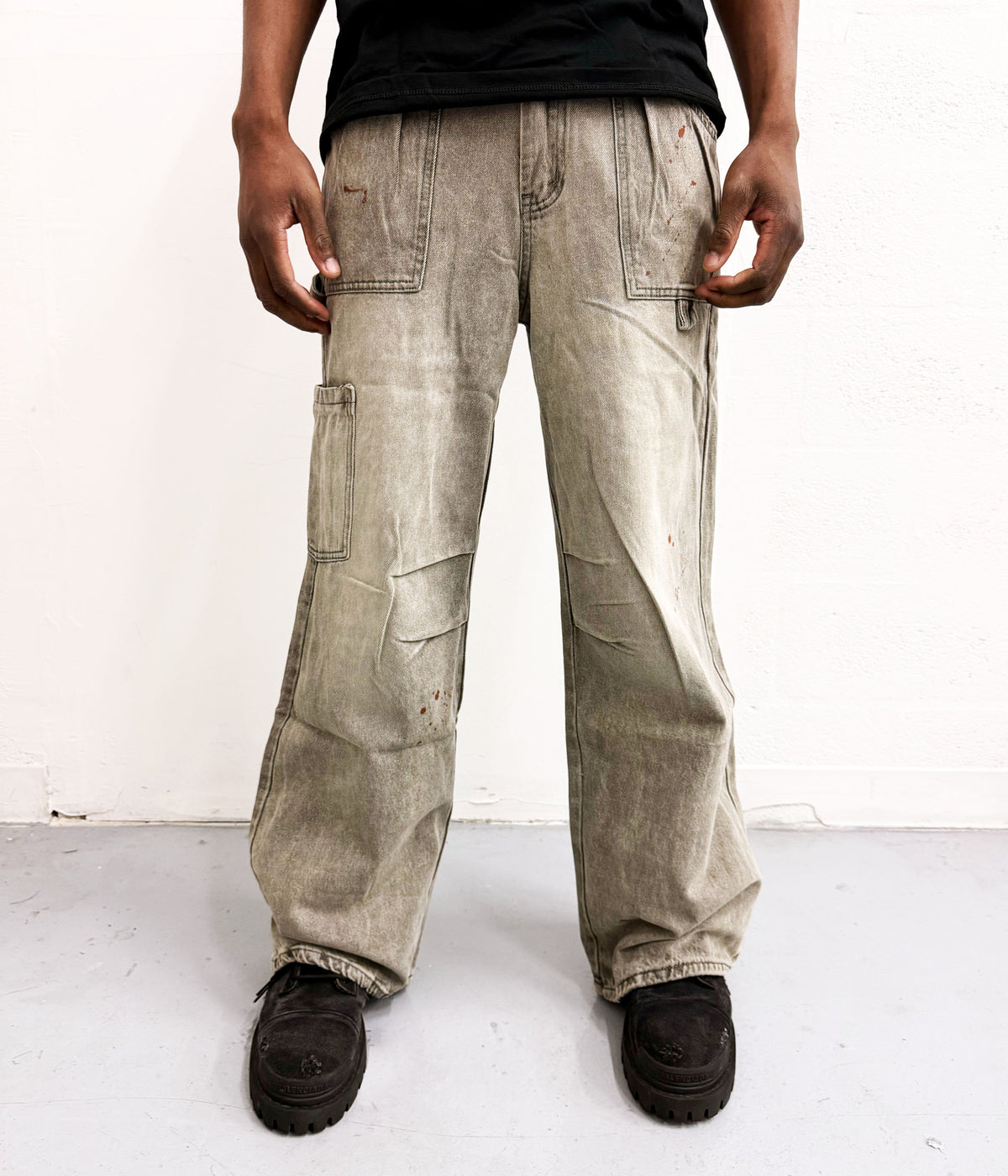 UNDEVELOPED WIDEBOY WOLF CARGO DENIM - AVBL MRKT (2)