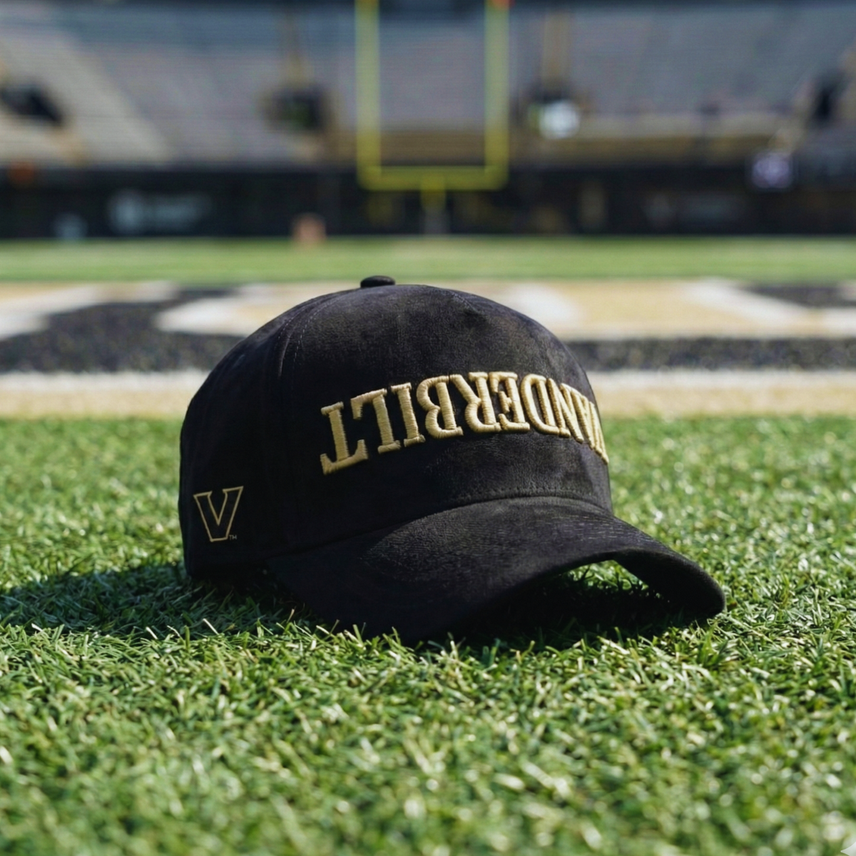 UPSIDE Vanderbilt Suede Hat - AVBL MRKT (4)