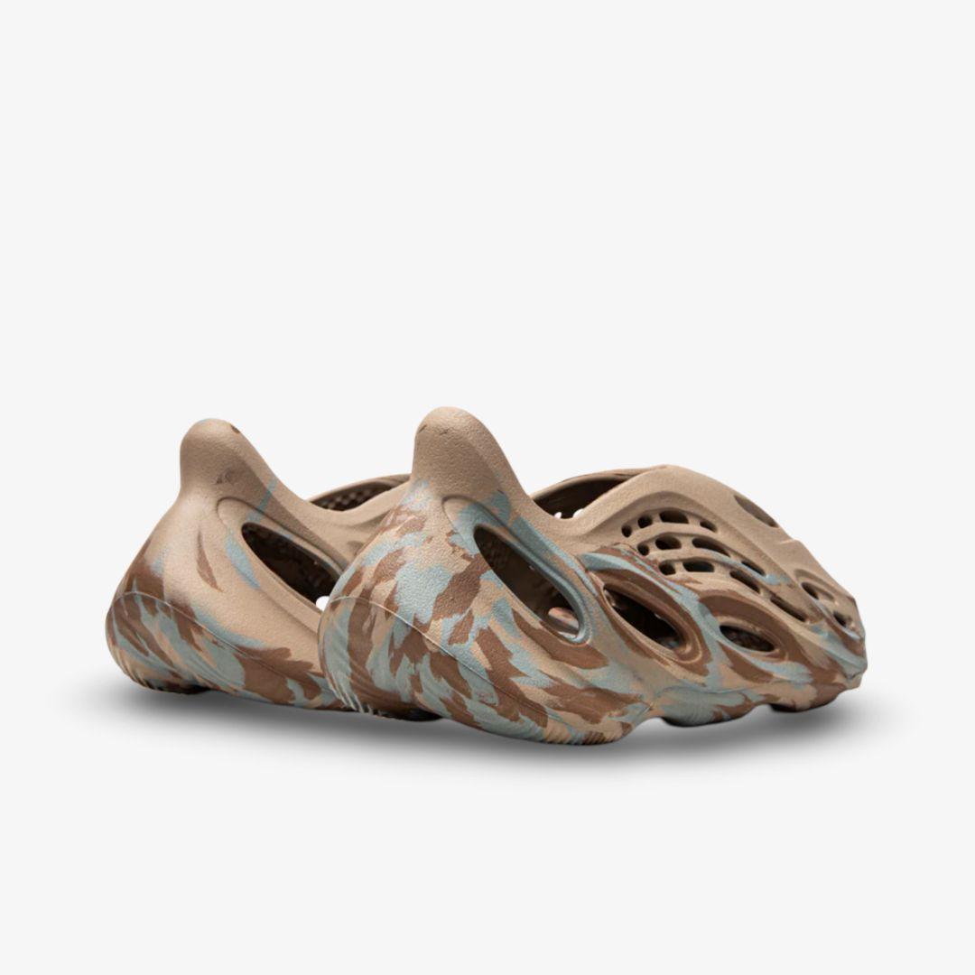 adidas Yeezy Foam Runner 'MX Sand Grey' (2021) [GY3969] Athletic Casual Fashion Clogs Sneakers for Unisex Adult Mens - AVBL MRKT (4)